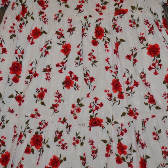 Old Navy Dress w/Red Flowers - Picture 4 of 8